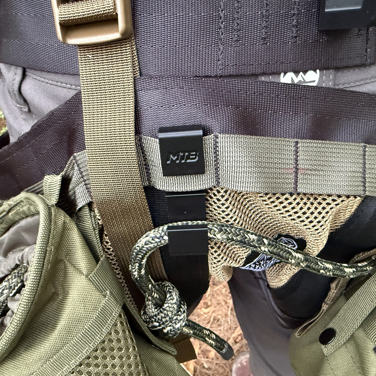 SC2 Bridge Clip holding a saddle bridge rope during field use
